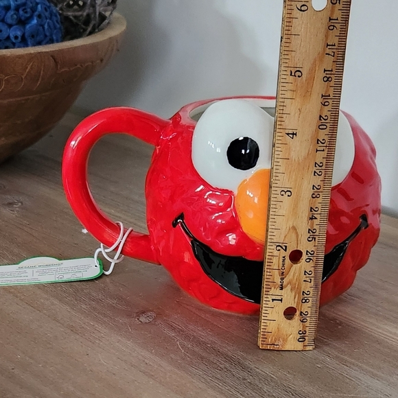 โ Sesame Street Elmo Coffee Mug โ Large, NWT, Hand Painted Muppet Character - Picture 14 of 15